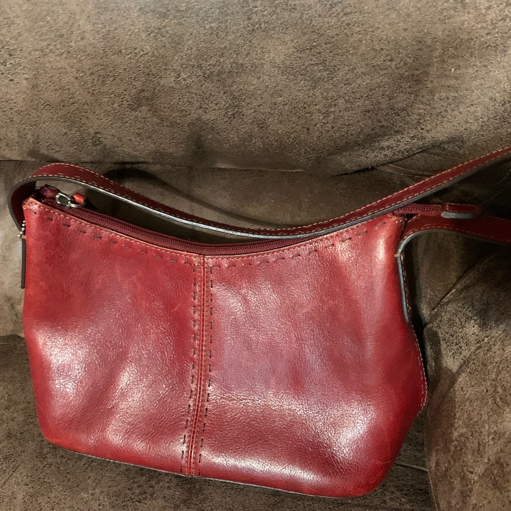 Fossil Boho Red Leather Bag Purse Handbag Cranberry Cherry W/ Contrast Stitching